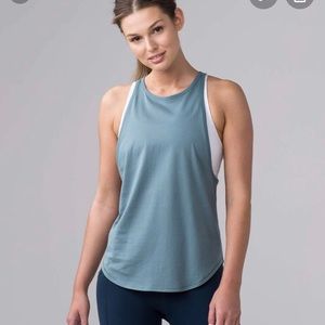 LULULEMON SWEAT DATA TANK SIZE 4 MYSTIC GREEN
